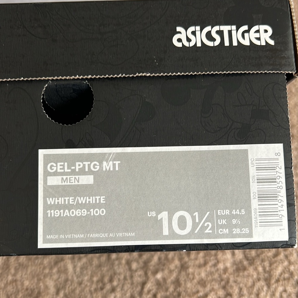 NWT ASICS men’s Mickey sneakers - Picture 6 of 6